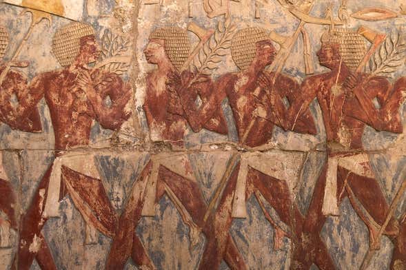 Valley of the Kings and Queens, Colossus and Hatshepsut Tour